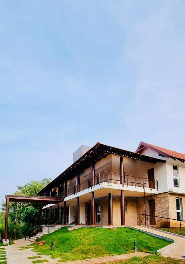 7 Heaven Villas & Resorts Chikmagalur Exterior photo
