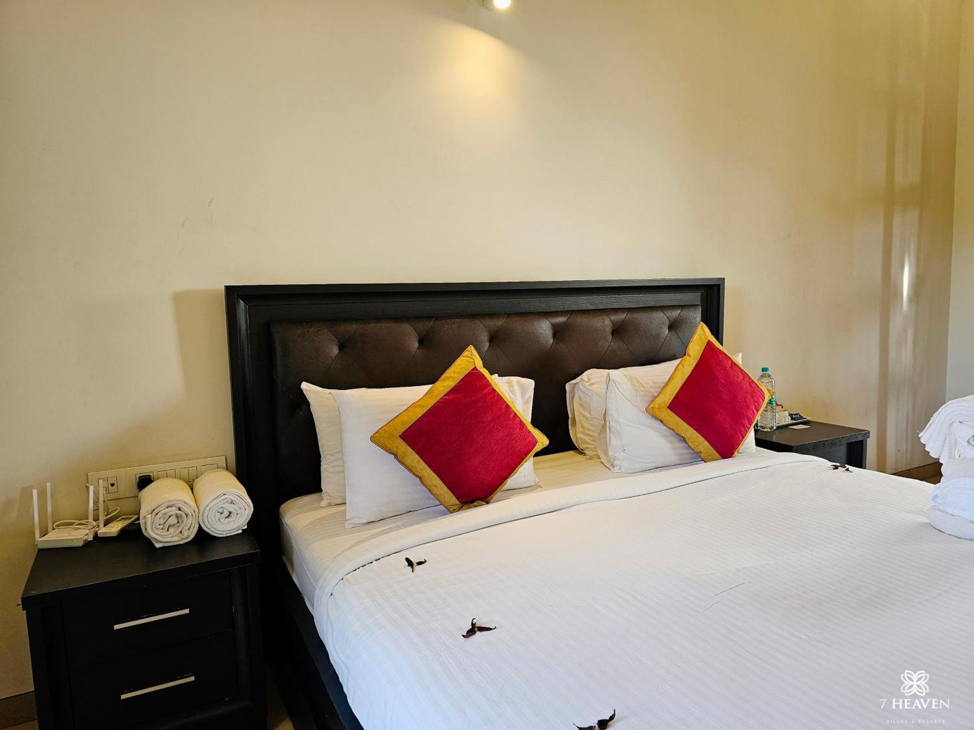 7 Heaven Villas & Resorts Chikmagalur Exterior photo