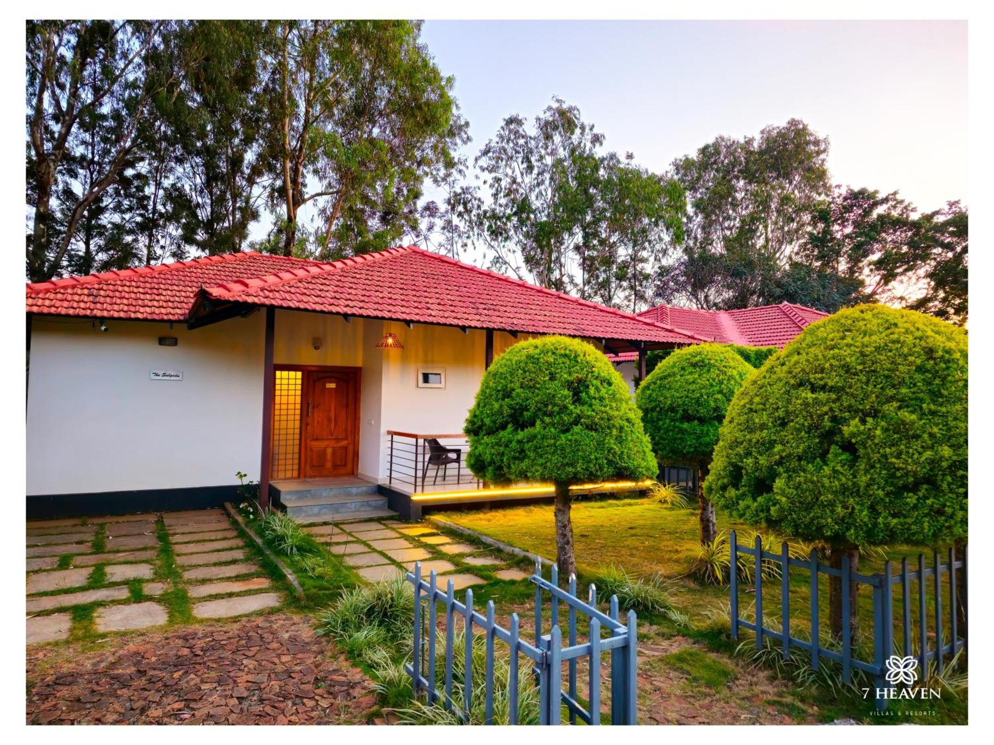 7 Heaven Villas & Resorts Chikmagalur Exterior photo